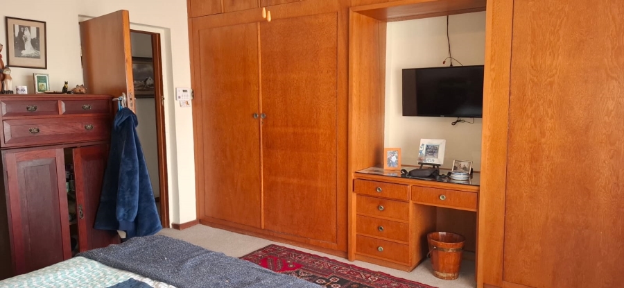 5 Bedroom Property for Sale in Nahoon Beach Eastern Cape